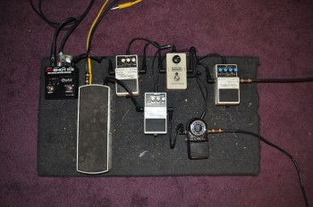 divider pedals