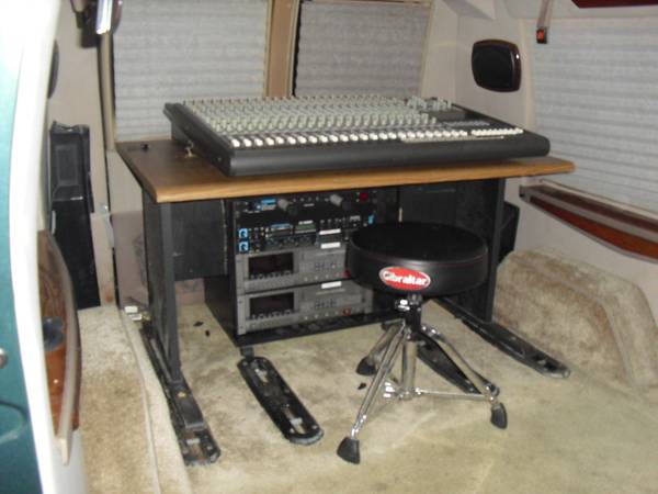 dodge-van-recording-studio2