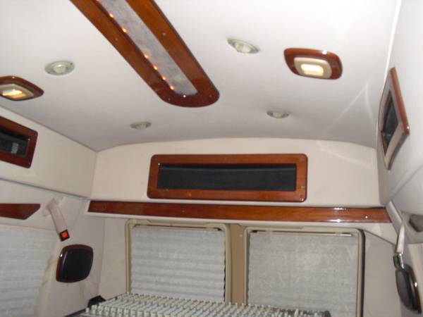 dodge-van-recording-studio3