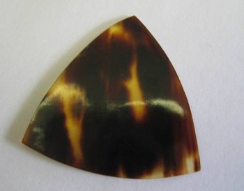 tortoiseshell pick