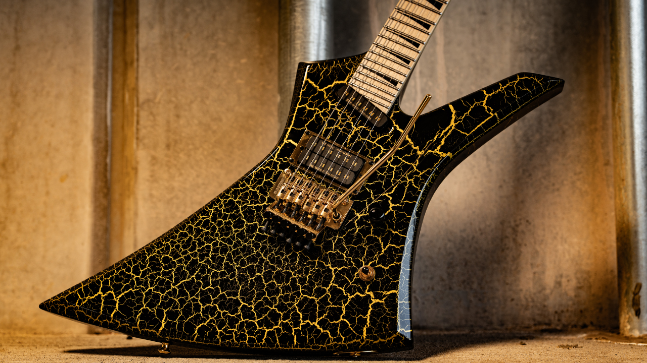 A photo of the Pro Plus Series Signature Brandon Ellis Kelly KE27