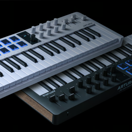 A photo of the Arturia MiniLab 37