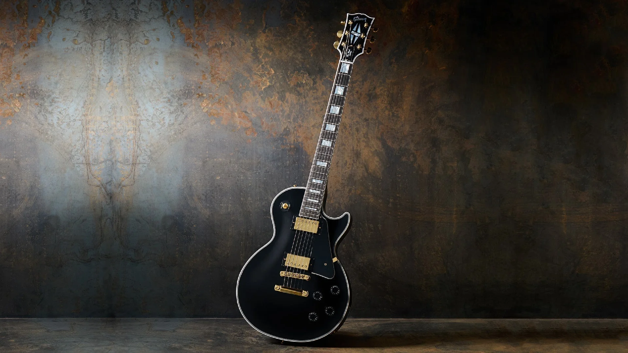 A photo of the Gibson Les Paul Custom Long Scale