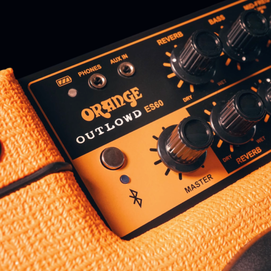 A photo of the Orange Outlowd ES60