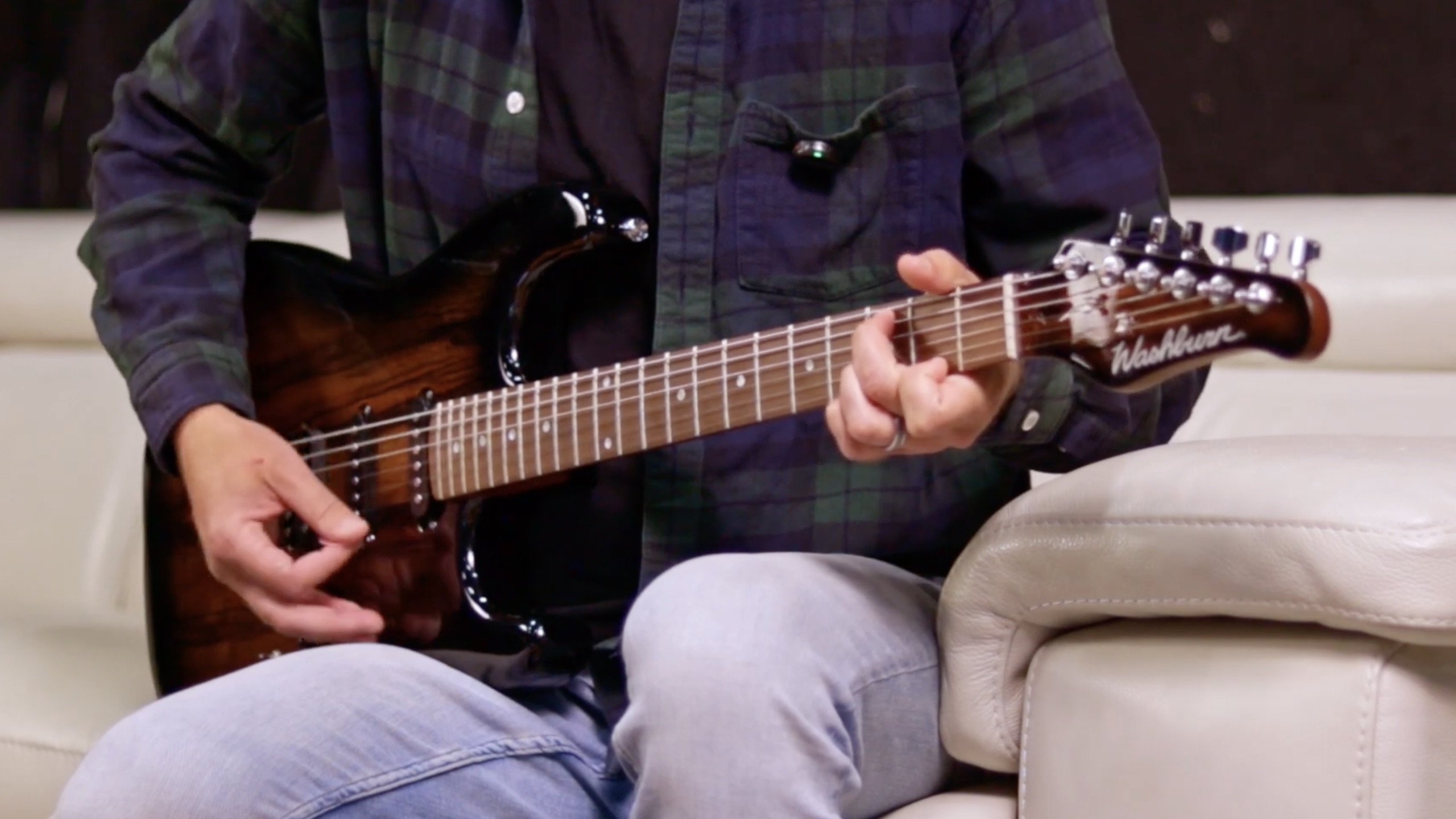 A photo of the Washburn Sonamaster Elite