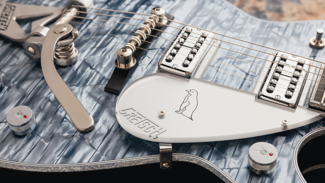 A photo of the Gretsch G6134T-58 Limited Edition Penguin with String-Thru Bigsby