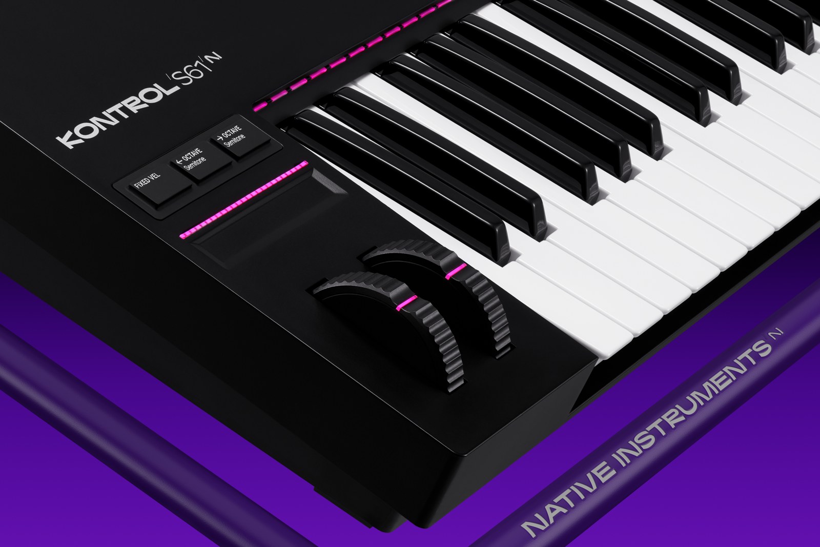 Close-up of the illuminated pitch and modulation wheels on the Native Instruments Kontrol S61 MK3